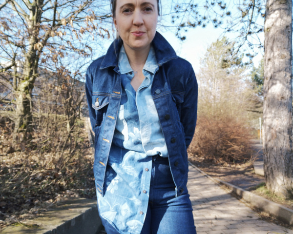 jeansjacke-outfit-mit-jeanshose