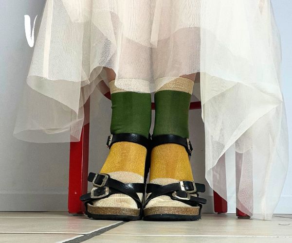 trendsocken-bunte-feinstruempfe